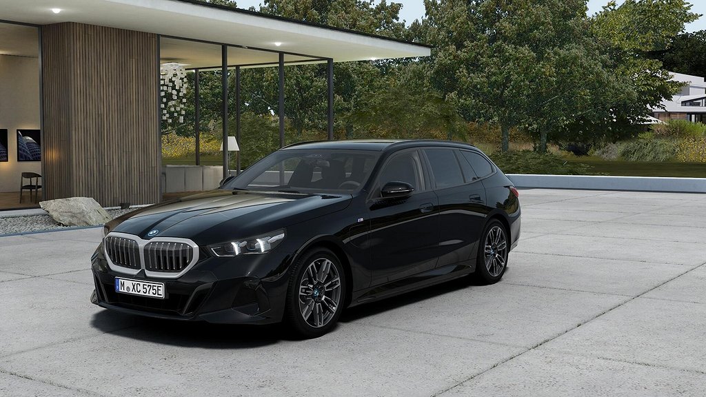 BMW 530e xDrive Touring M Sport Active Launch Ed Drag DA+ H K