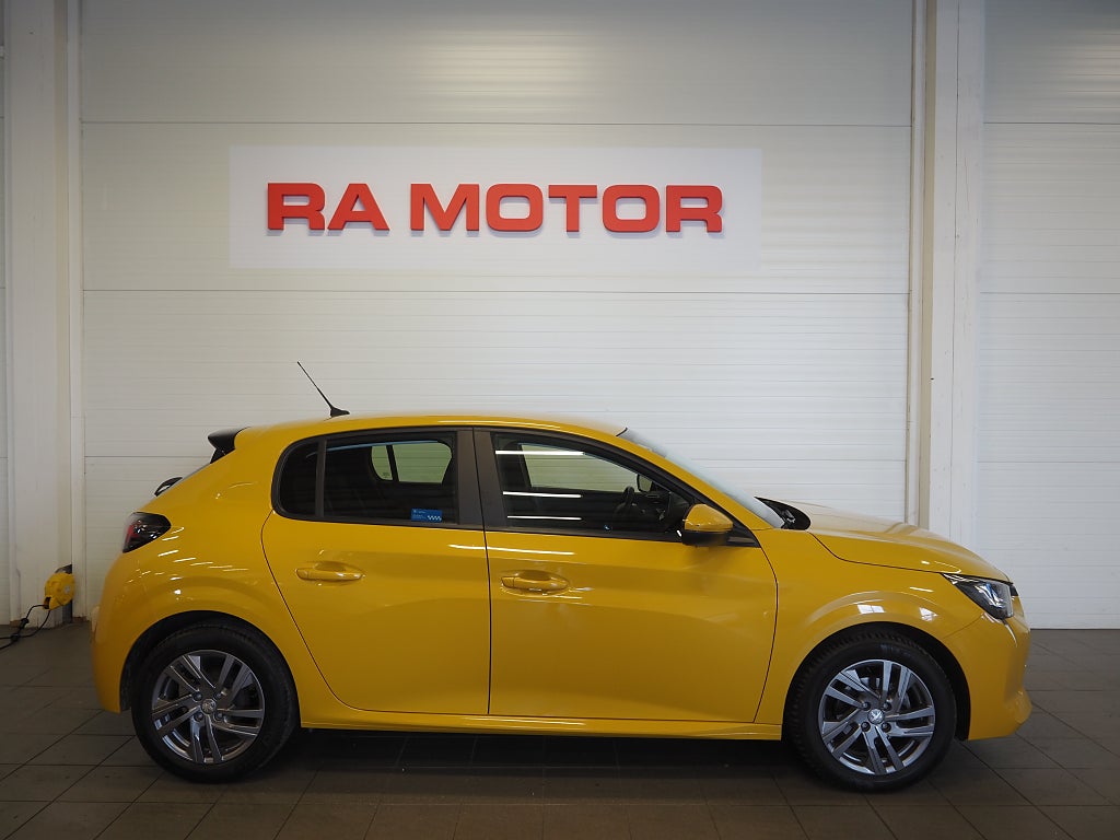 Peugeot 208 1.2 PureTech 75hk Active | Låga mil | M o K