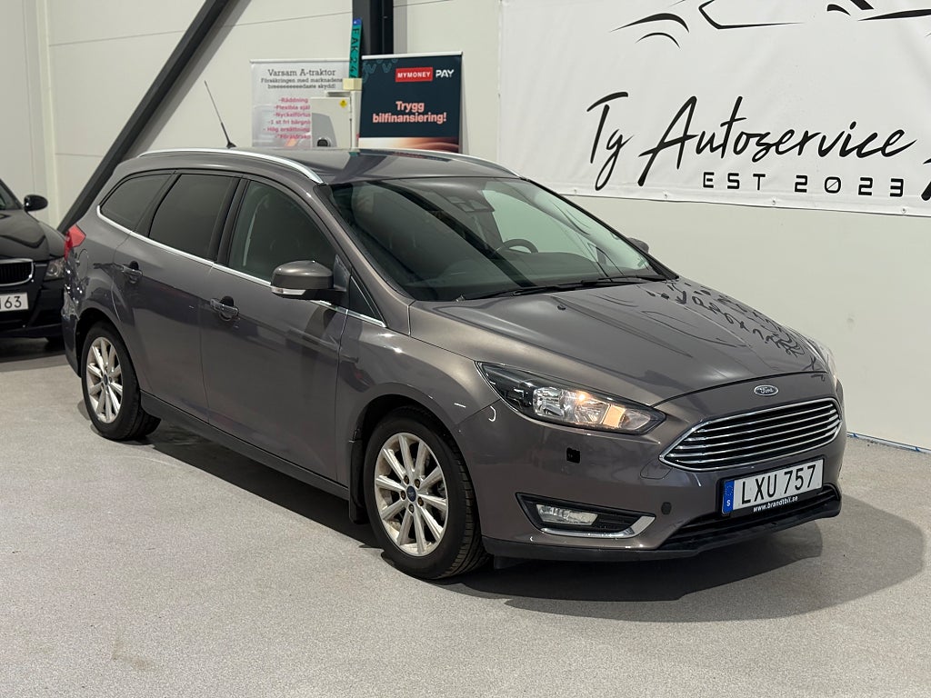 Ford Focus Kombi 1.0 EcoBoost Titanium | Ny kamrem