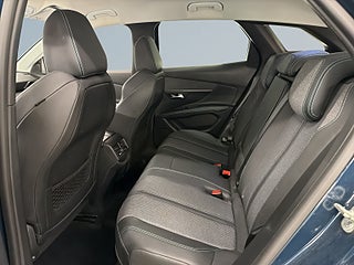 Peugeot 3008 HYBRID4 300 EAT Allure S&V-hjul/Carplay/360/Nav/Keyless – bild 13