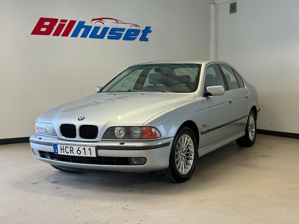 BMW 523I Sedan Automat