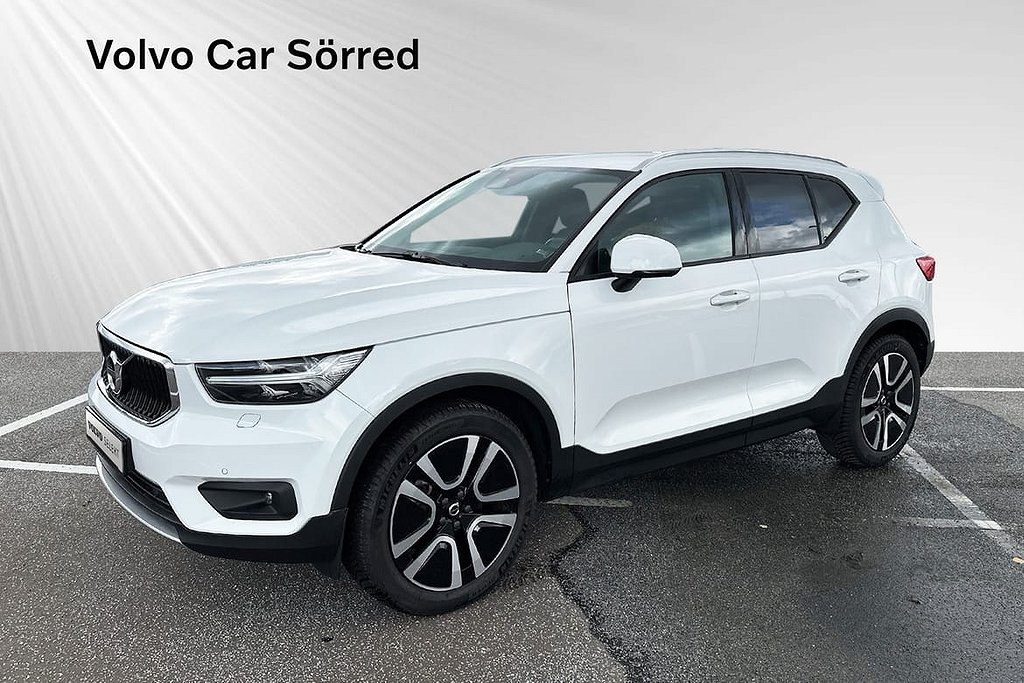 Volvo XC40 B4 FWD Bensin Momentum Advanced Edt