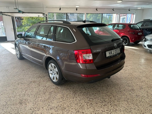 Skoda Octavia 2014, bild 7/10