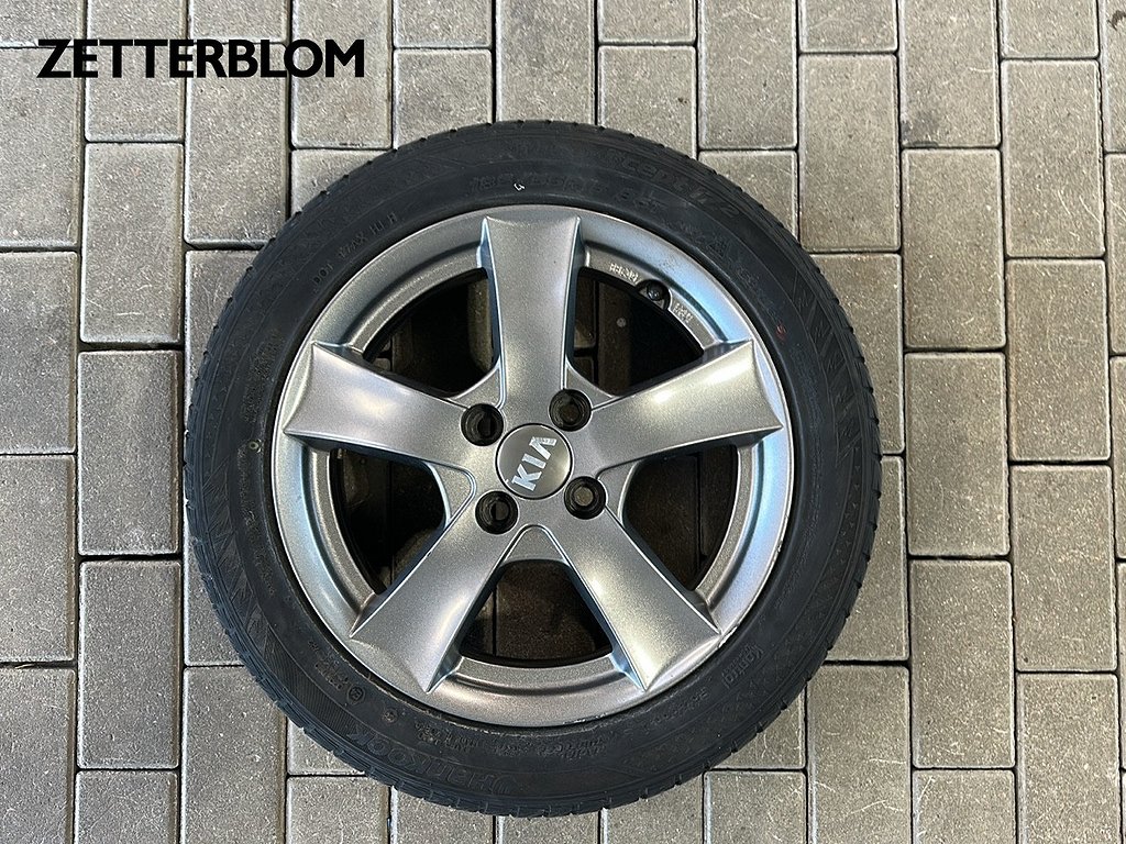 Halvkombi Kia Picanto 16 av 17