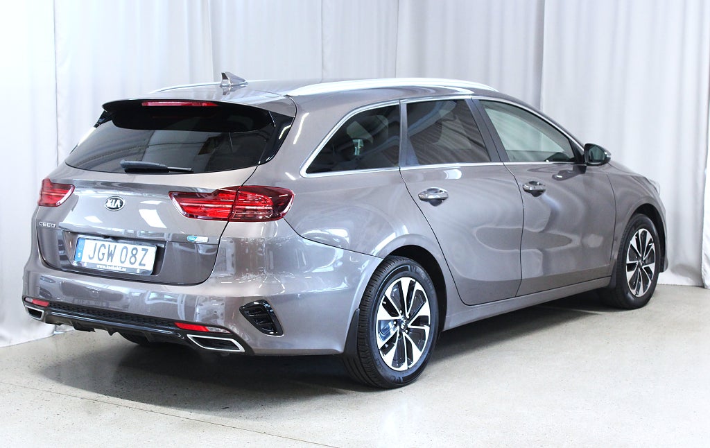 Kia Ceed Plug-in Hybrid, Advance Plus, Drag, S&V-hjul, Navi,