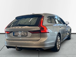 Volvo V90 T4 Momentum S&V-hjul/Carplay/Kamera/Nav/Pvärm/Drag