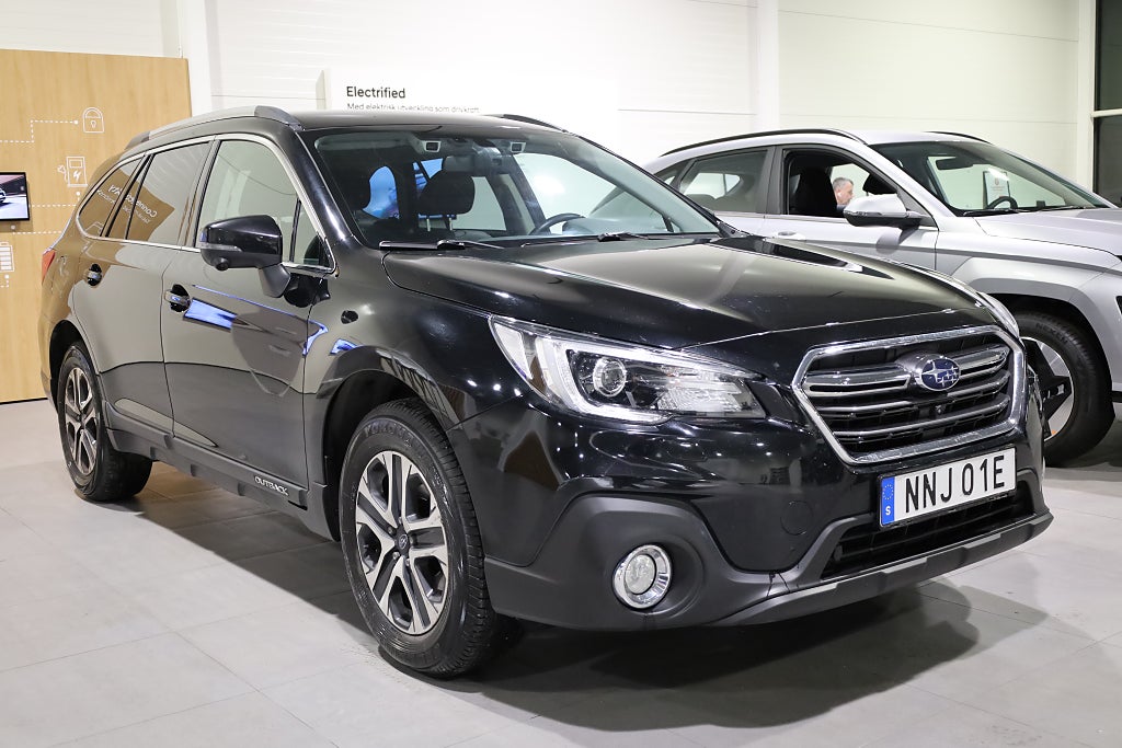 Subaru Outback 2,5i 175hk Ridge AWD Aut Drag M-värme Kamera Läder 2020