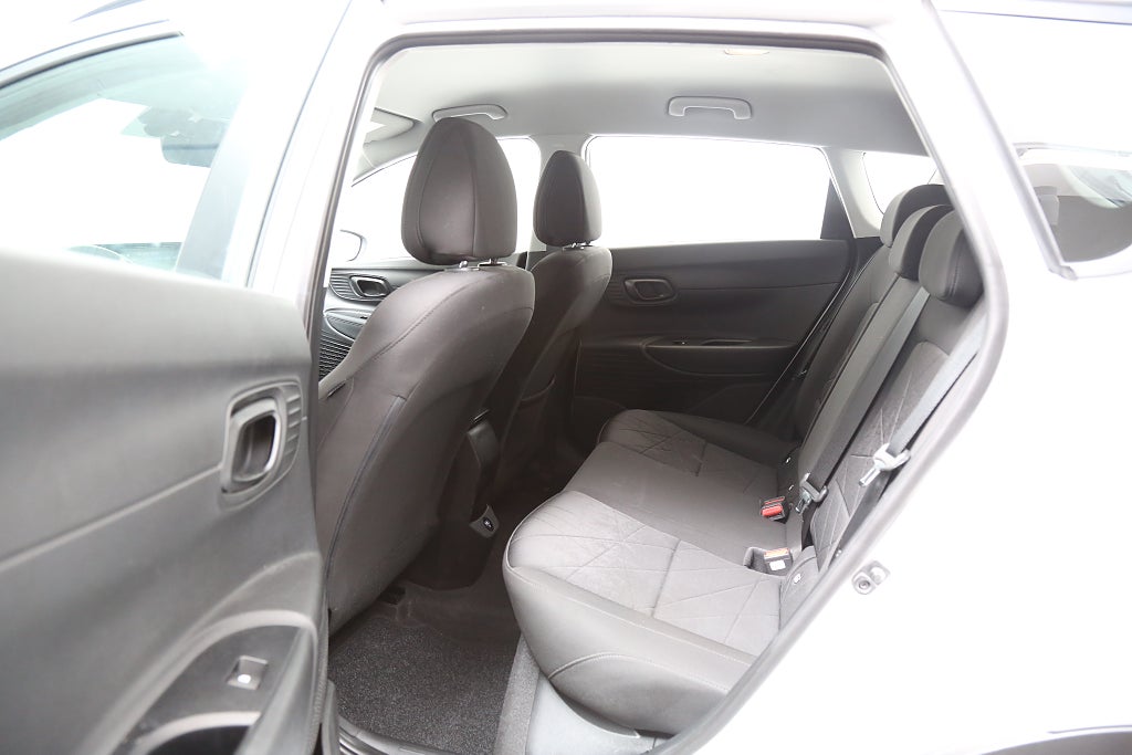 Hyundai Bayon 1,0 T-GDI iMT 100hk Essential Kamera Nybilsgaranti 2023