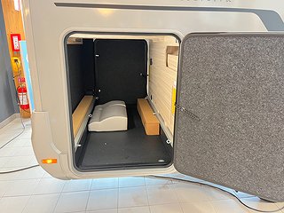 Husbil-halvintegrerad Adria COMPACT DL 60 Y 10 av 29