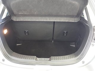 Halvkombi Mazda 2 20 av 21