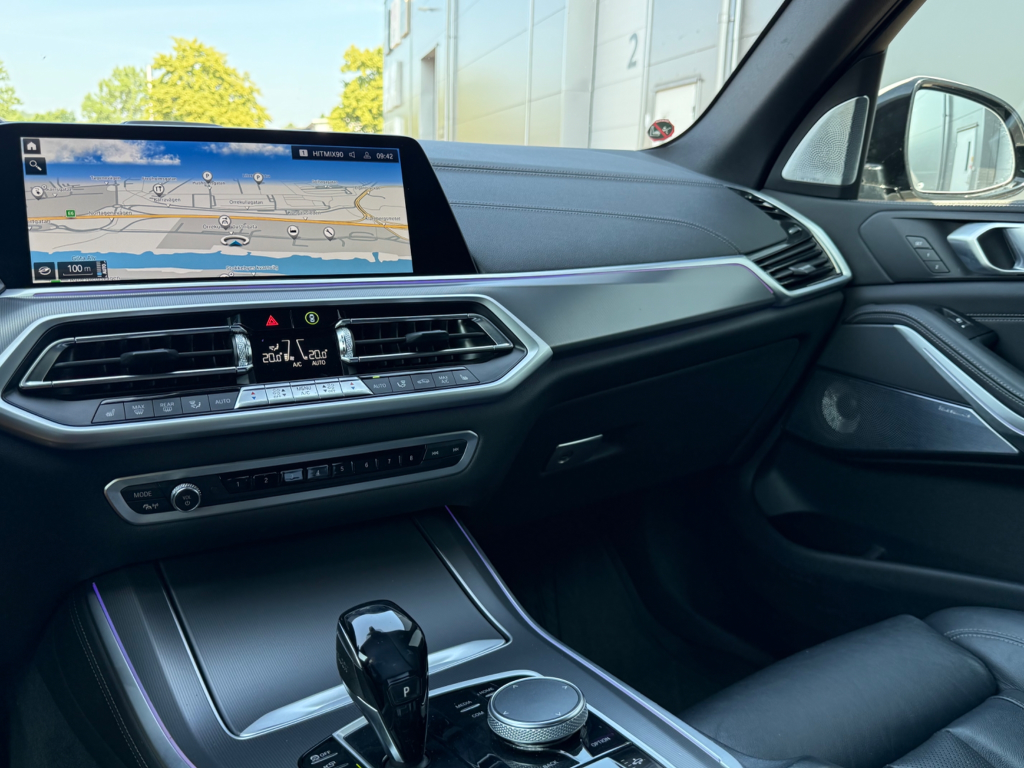 BMW X5 xDrive45e M sport / B&W 2021, photo 7/10