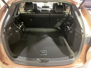 SUV Mazda CX-80 25 av 26
