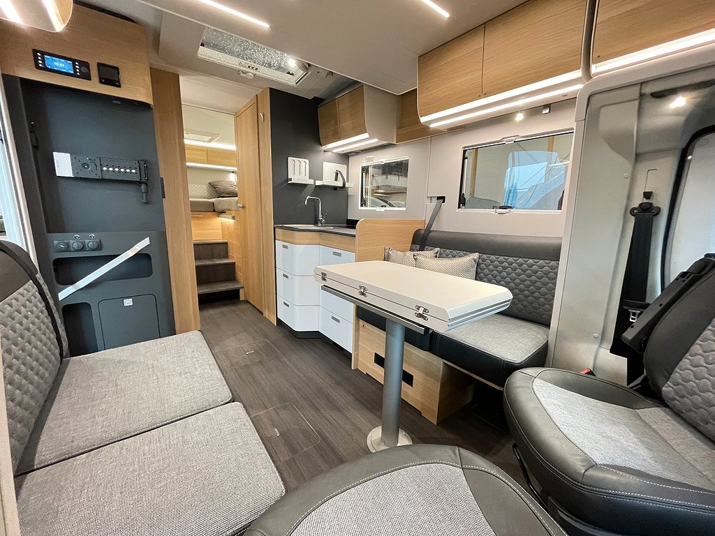 Adria Matrix Plus 670 DL / ALDE / Taksäng / Automat / F2F /  - Adria