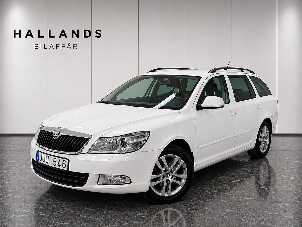 Skoda Octavia Kombi 1.6 TDI Elegance 105hk / GPS / Nyservad 