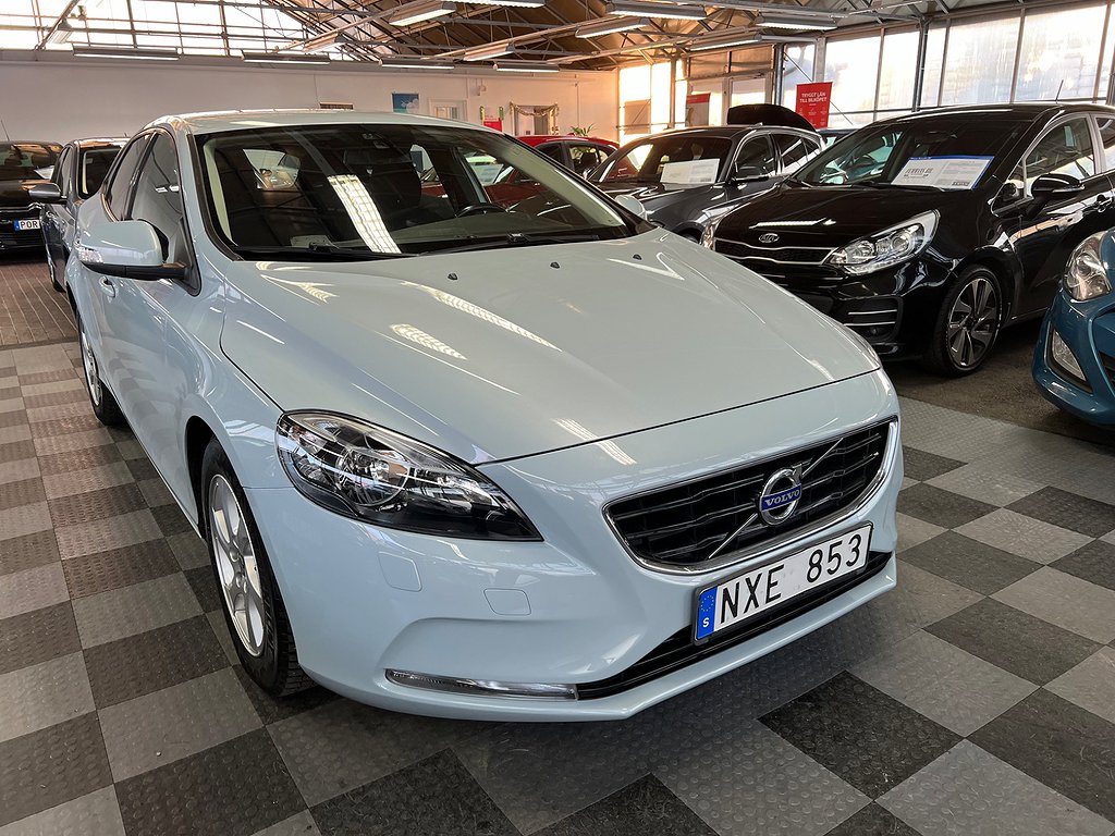 Volvo V40 D2 " Bränsle värmare "