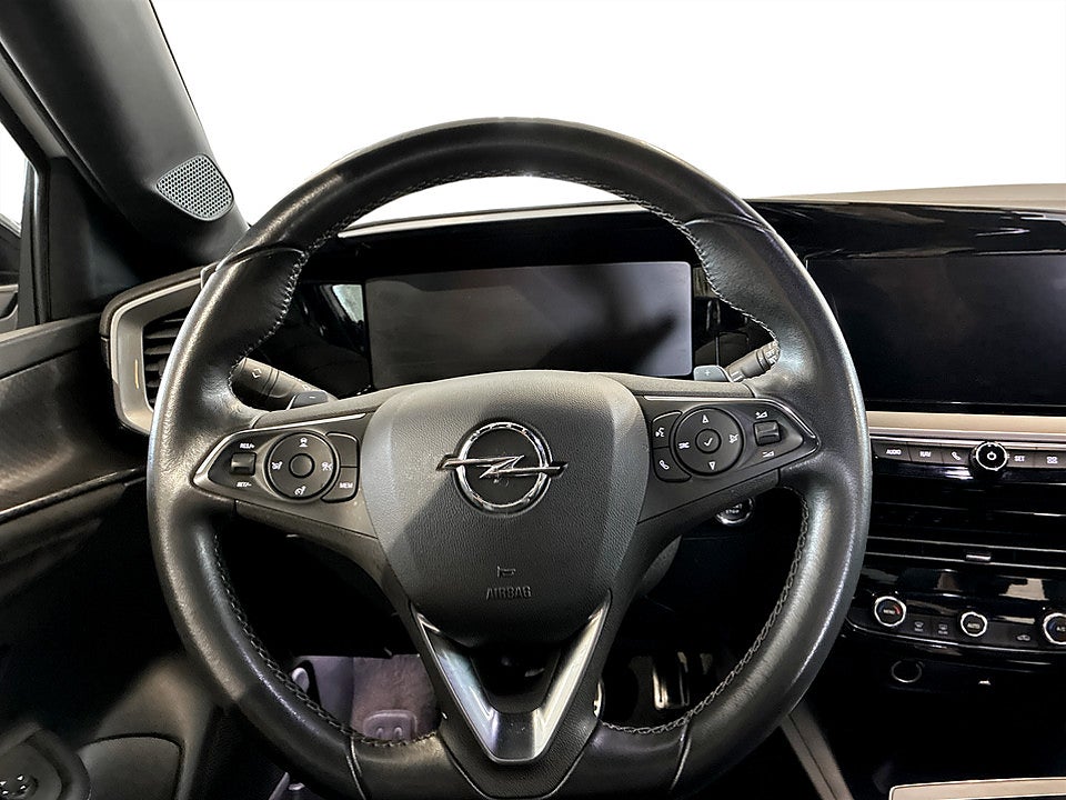 Bild på Opel Mokka Ultimate 1.2 Turbo 130hk Aut B-KAMERA CARPLAY NAVI