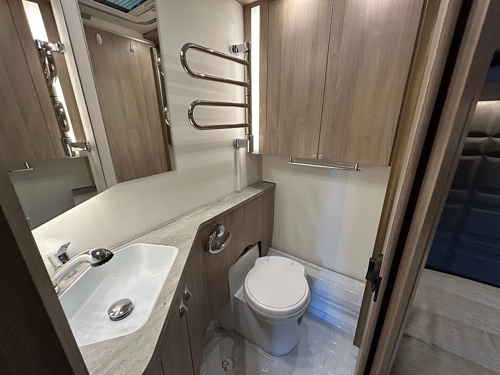 Kabe ROYAL 520 XL KS / ALDE / UGN / TÄTHETSGARANTI  - Kabe