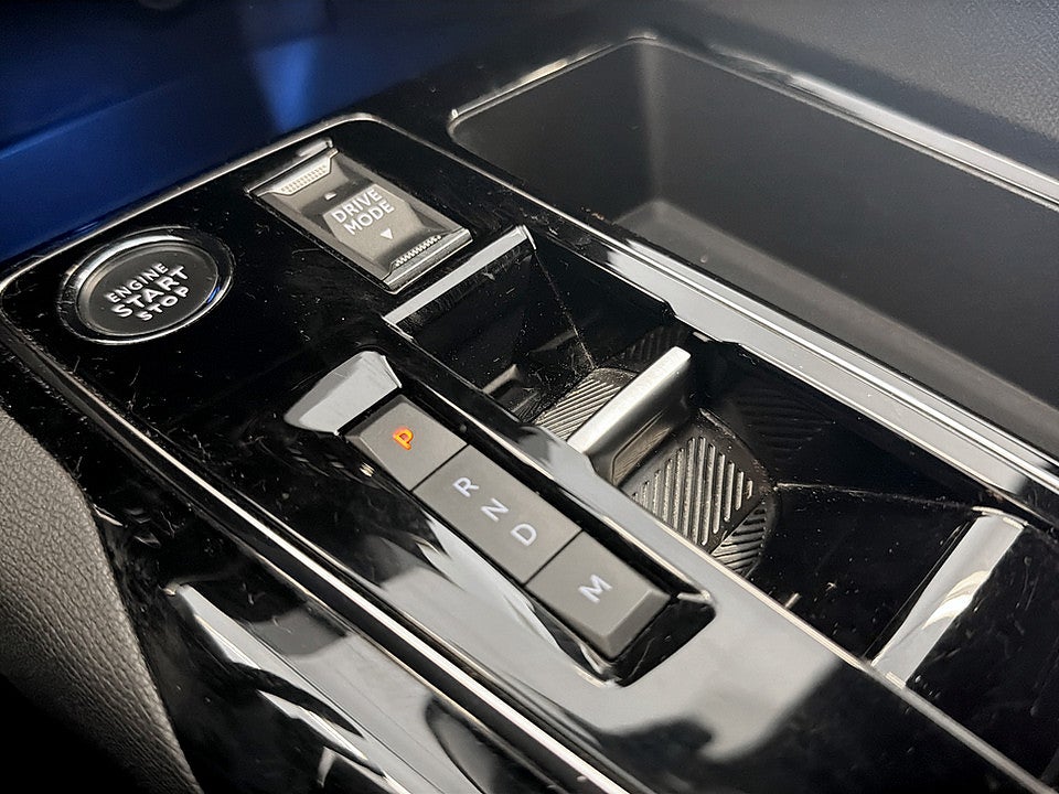 Bild på Peugeot 5008 GT 1.2 PT 130hk Aut 7-SITS B-KAMERA CARPLAY