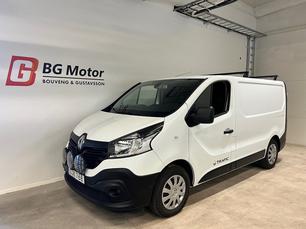 Renault trafic Skåpbil 2.7t 1.6 dCi 95hk/Drag/Backkamera