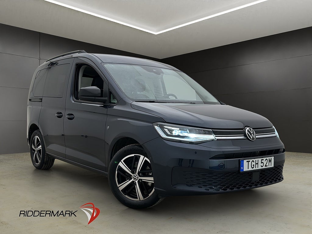 Volkswagen Caddy Life eHybrid Cockpit Värmare Kamera CARPLAY
