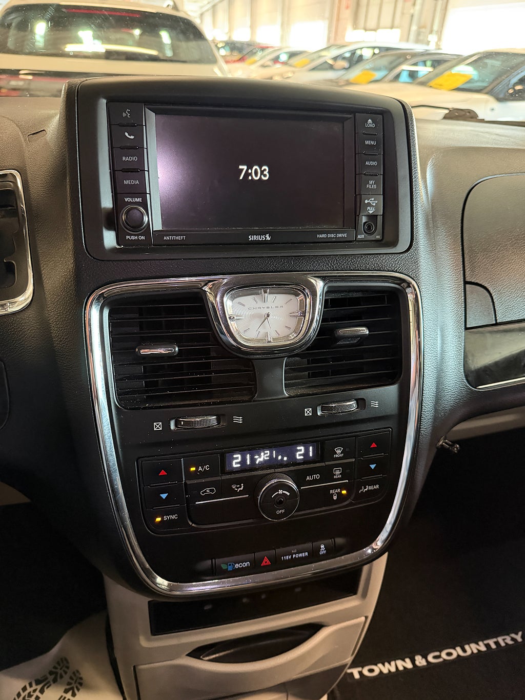 Chrysler Town & Country 3.6 V6 Flex Fuel STOW 'n Go