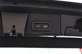 SUV Volvo XC60 30 av 30