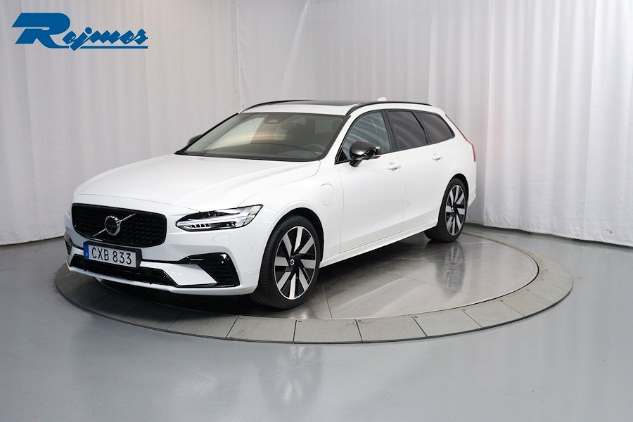 Volvo V90 Recharge T6 Plus Dark