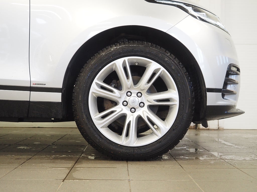 Land Rover Range Rover Velar P250 AWD R-Dynamic Meridian 20"