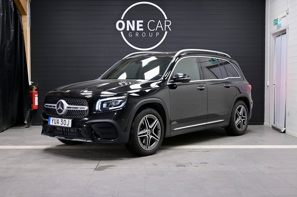 Mercedes-Benz GLB 200 d 8G-DCT AMG MOMS Burmester Värmare Drag Nyservad