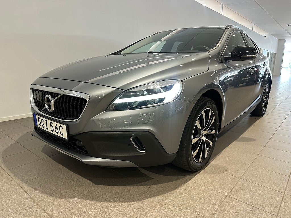 Volvo V40 Cross Country D3 Pro Edition/ Backkamera/Naviga...