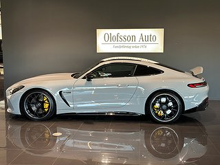 Sedan Mercedes-Benz AMG GT 2 av 21