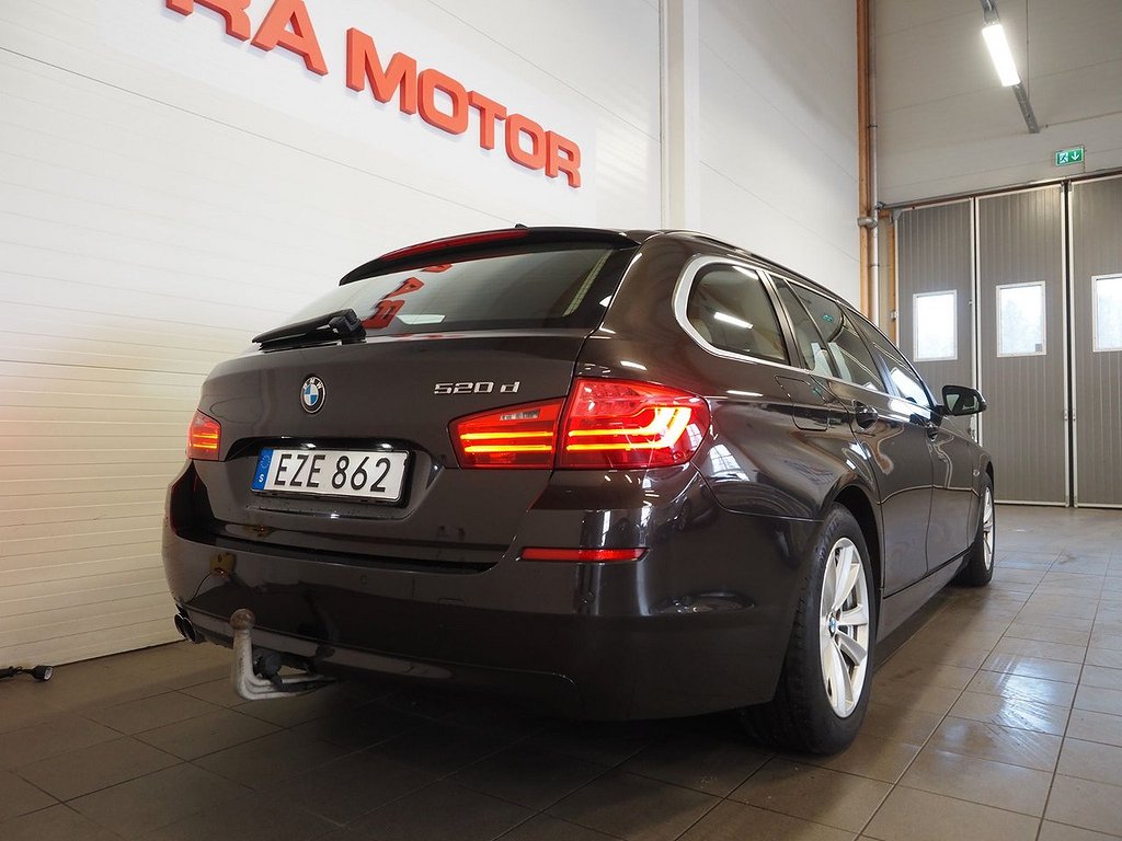 BMW 520 d Touring Steptronic Drag Sportstolar P-Sensorer 2015