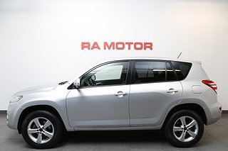 SUV Toyota RAV4 3 av 16