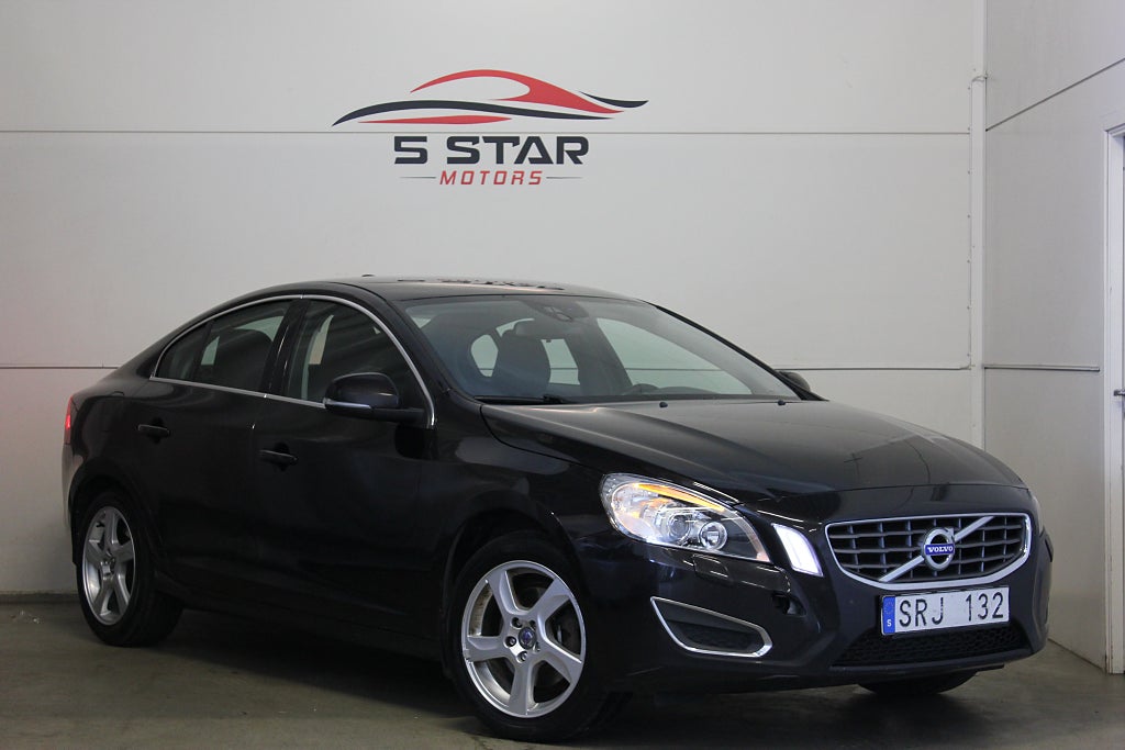 Volvo S60 D3 Geartronic Momentum Automat Drag P-sesnor Bluetooth