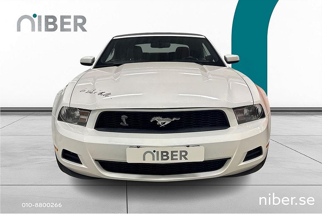 Ford Mustang 4.0 V6 Cabriolet välskött, fr 2,95%, 12mån garanti