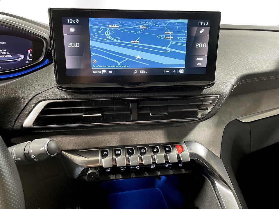 Bild på Peugeot 3008 GT Black Pack 1.2 PT 130hk Aut - B-KAMERA, CARPLAY