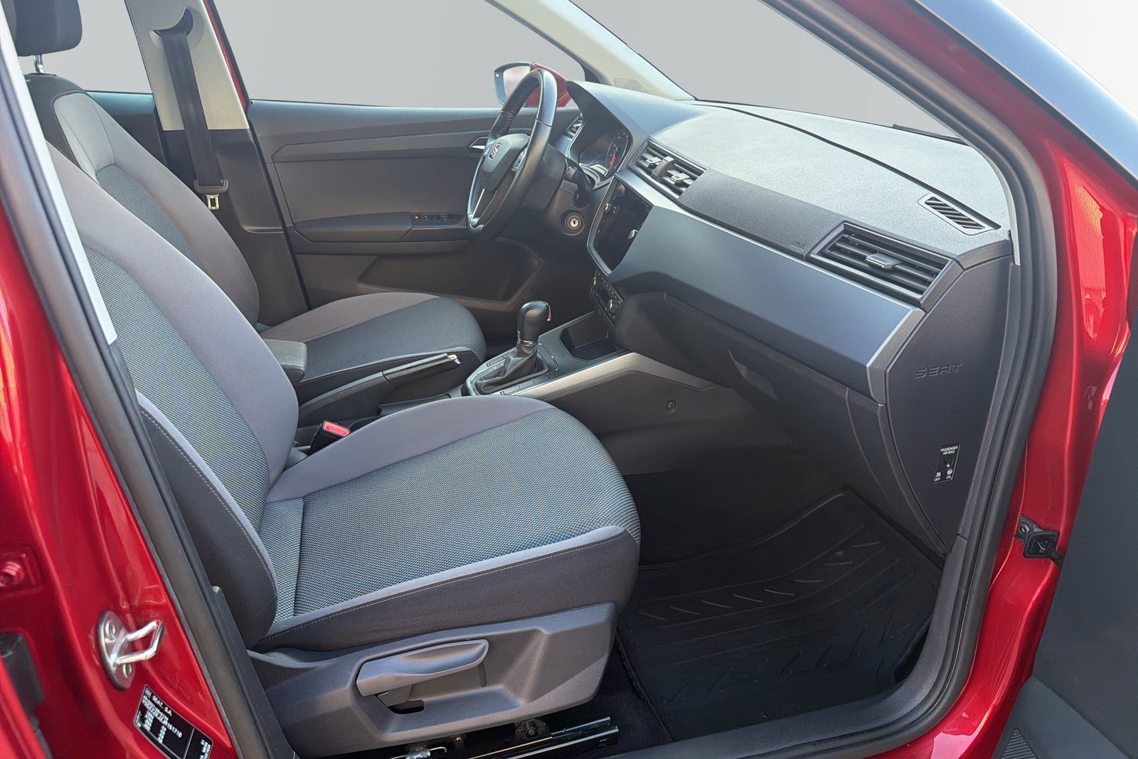 Seat Arona 1.0 TSI Style Carplay Sensorer Drag 2018 - miniatyr 13