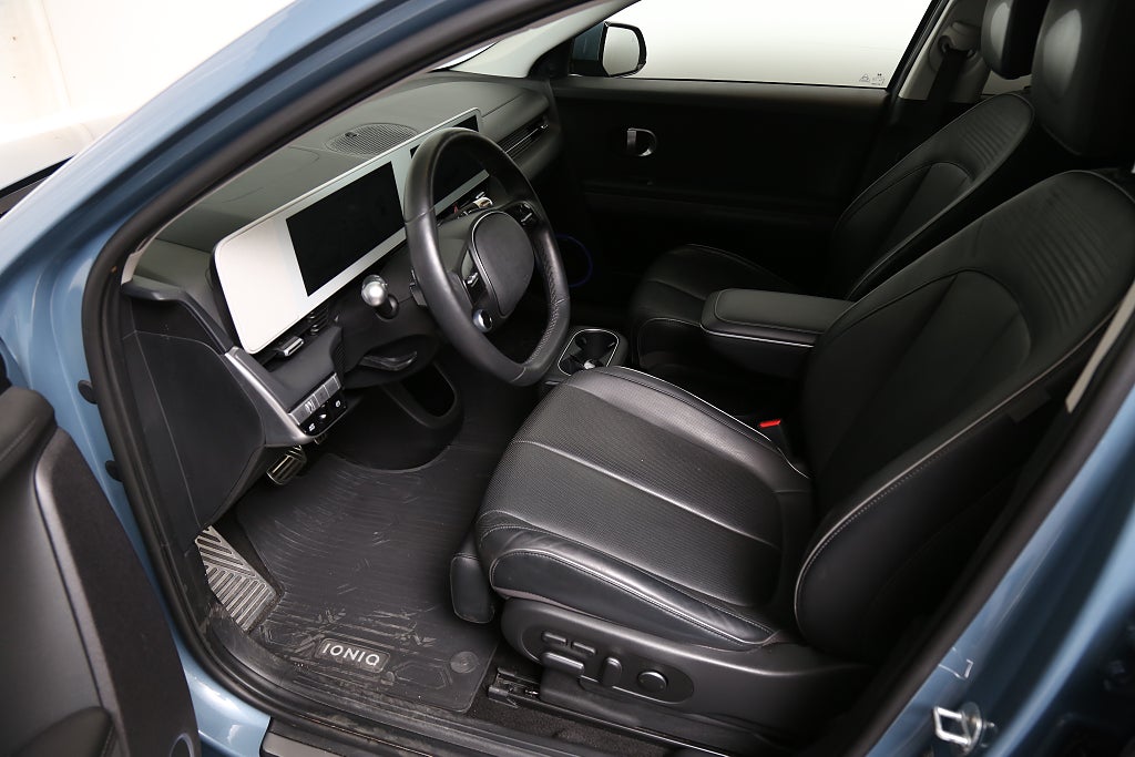 Hyundai IONIQ 5 AWD 72,6kWh 305hk Advanced Skinn Drag Nybilsgaranti 2022