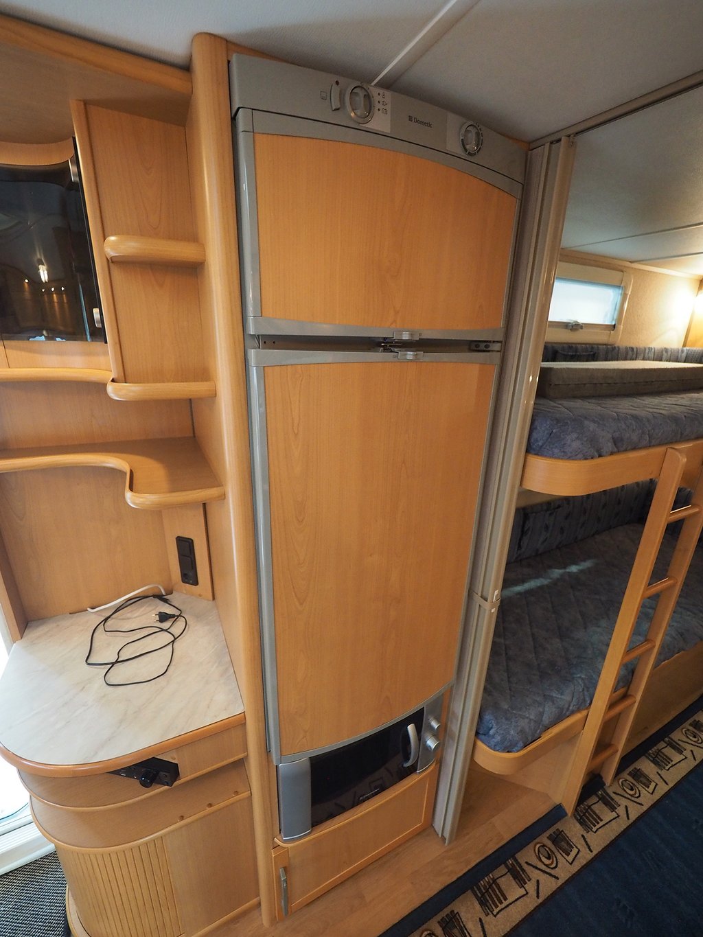 Kabe Royal Hacienda 880 B TDL KS 2007