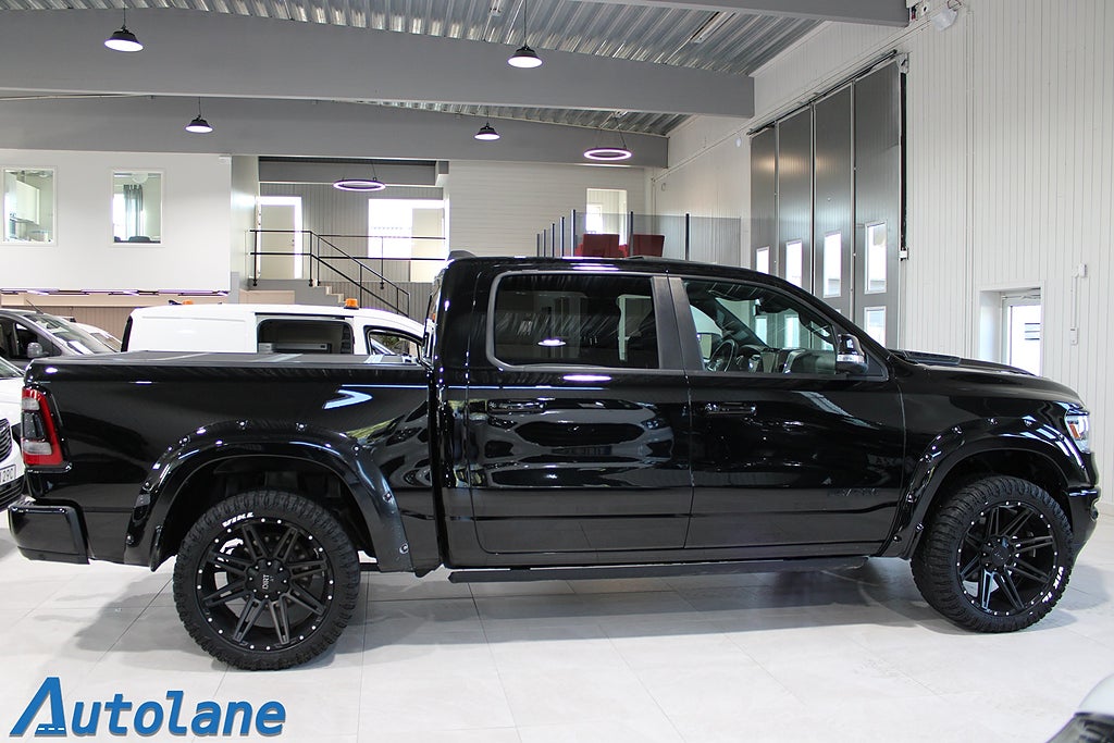 Dodge RAM 1500 Dubbelhytt 5'7" box 5.7 V8 HEMI 4x4 LARAMIE 22",Pano