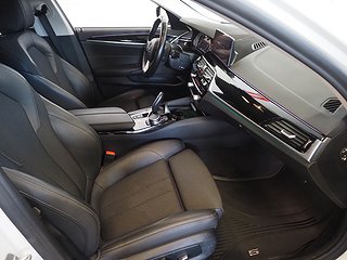 Kombi BMW 520 10 av 24