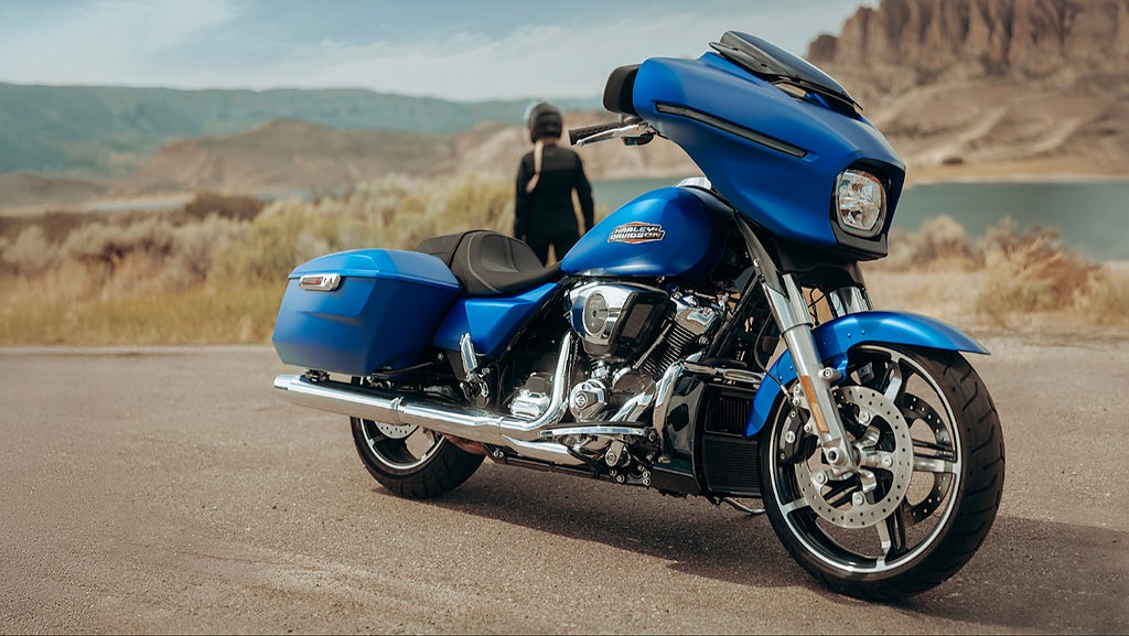 Harley-Davidson Street Glide Krom/Svart Boka din 2026:a idag