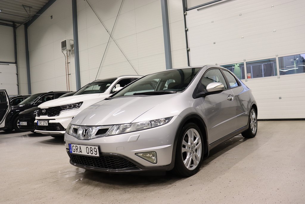 Honda Civic  1.8 i-VTEC Sport AUX M-Värm P-Sensorer 140hk