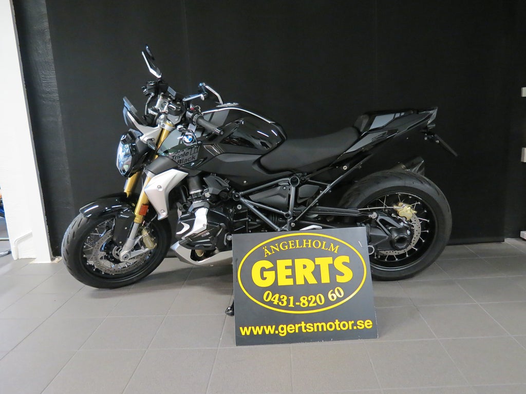 BMW R 1250 R TRIPLE BLACK 