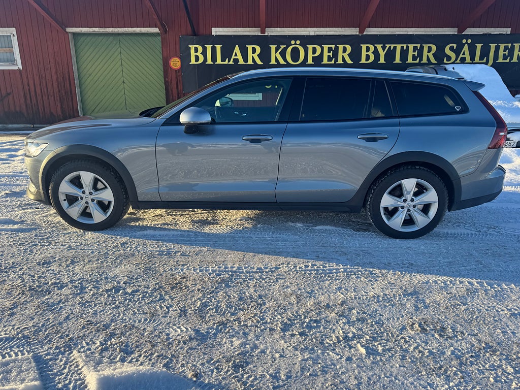 Volvo V60 Cross Country D4 AWD Geartronic Momentum Euro 6