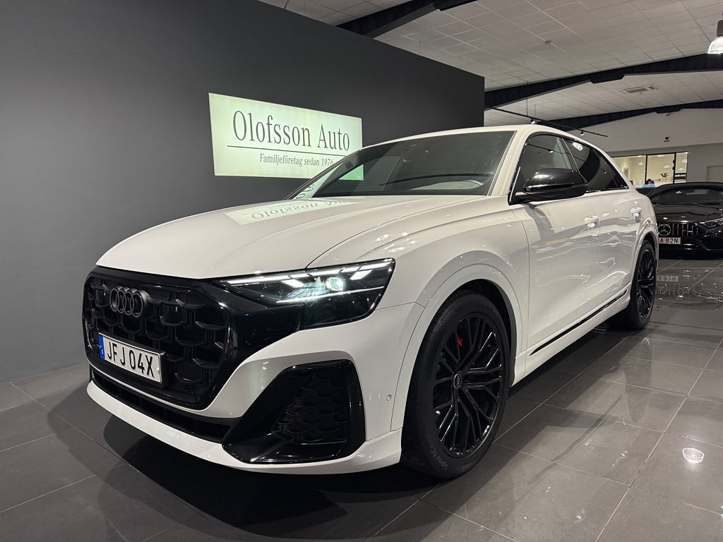 Audi Q8 50 TDI quattro S Line Panorama B&O Värmare Drag