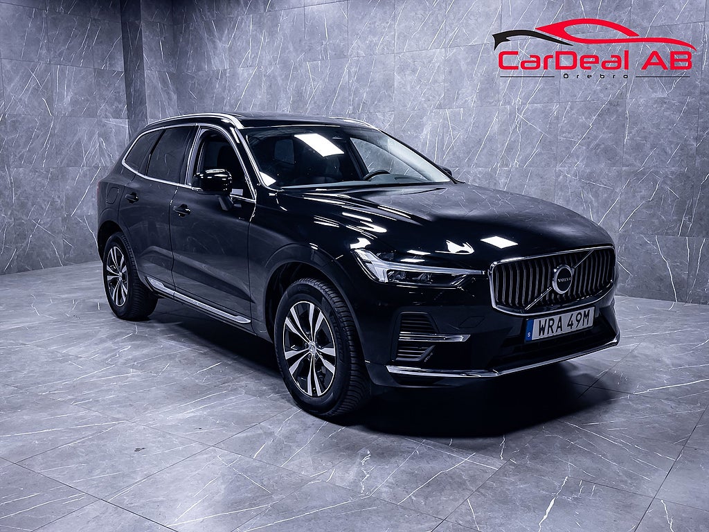 Volvo XC60 Recharge T6 AWD 350hk Core Bright Pano Läder Drag