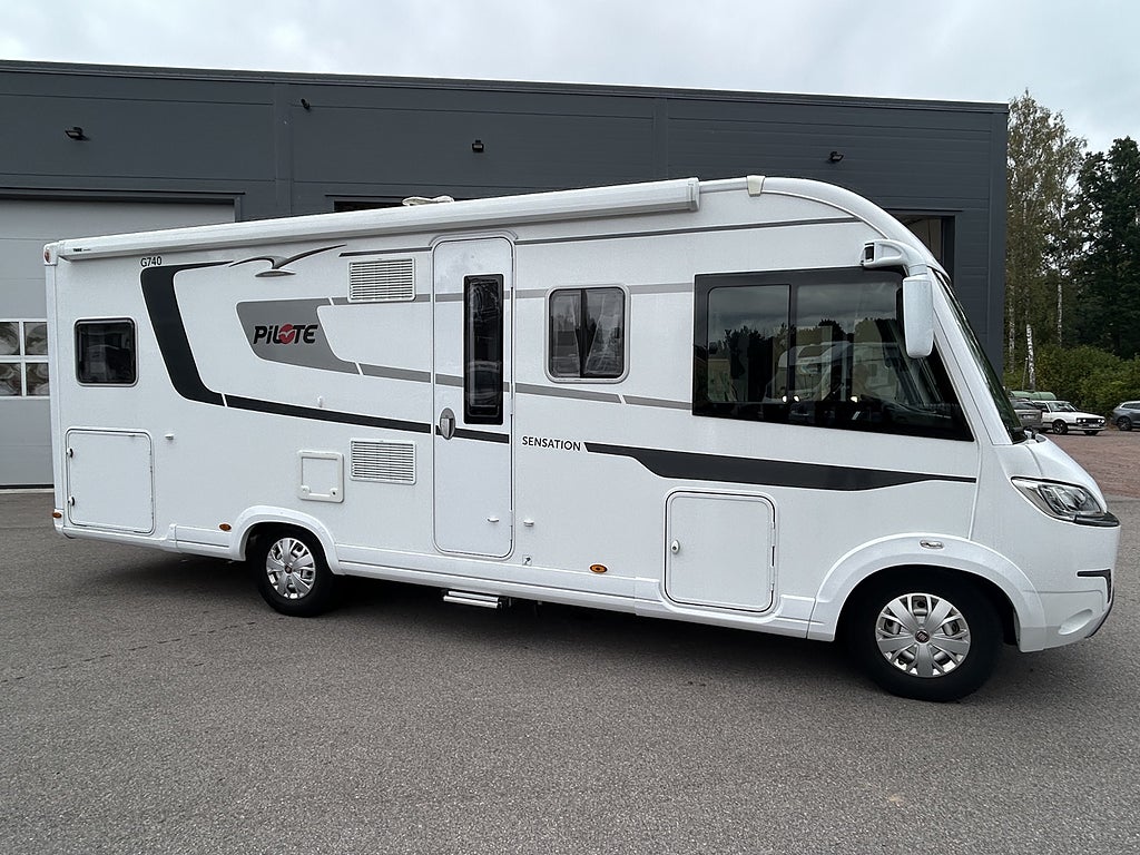 Pilote G740 GJ Låga långbäddar