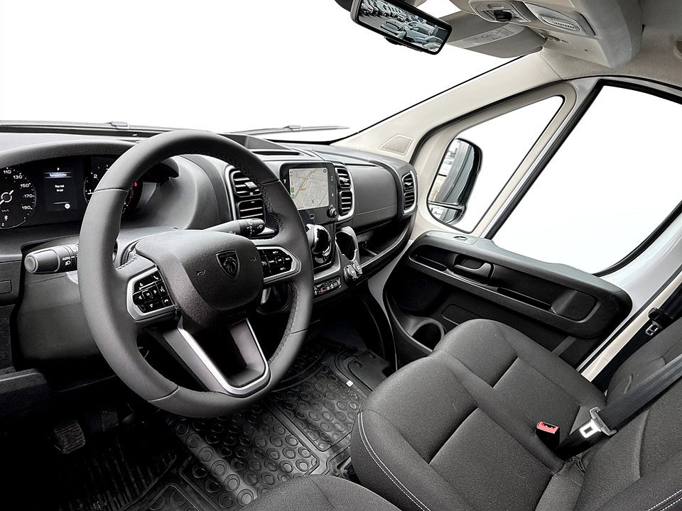 Bild på Peugeot Boxer + 140hk Aut L3H2 - DEMO