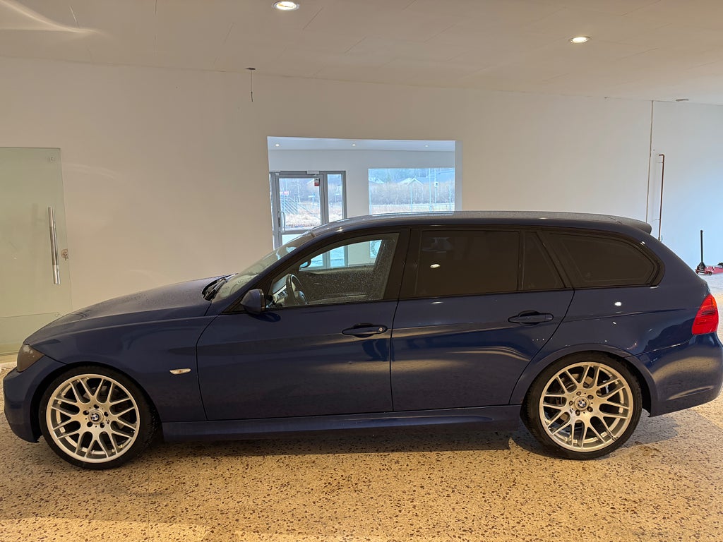 BMW 325 i Touring automat Comfort, M Sport 